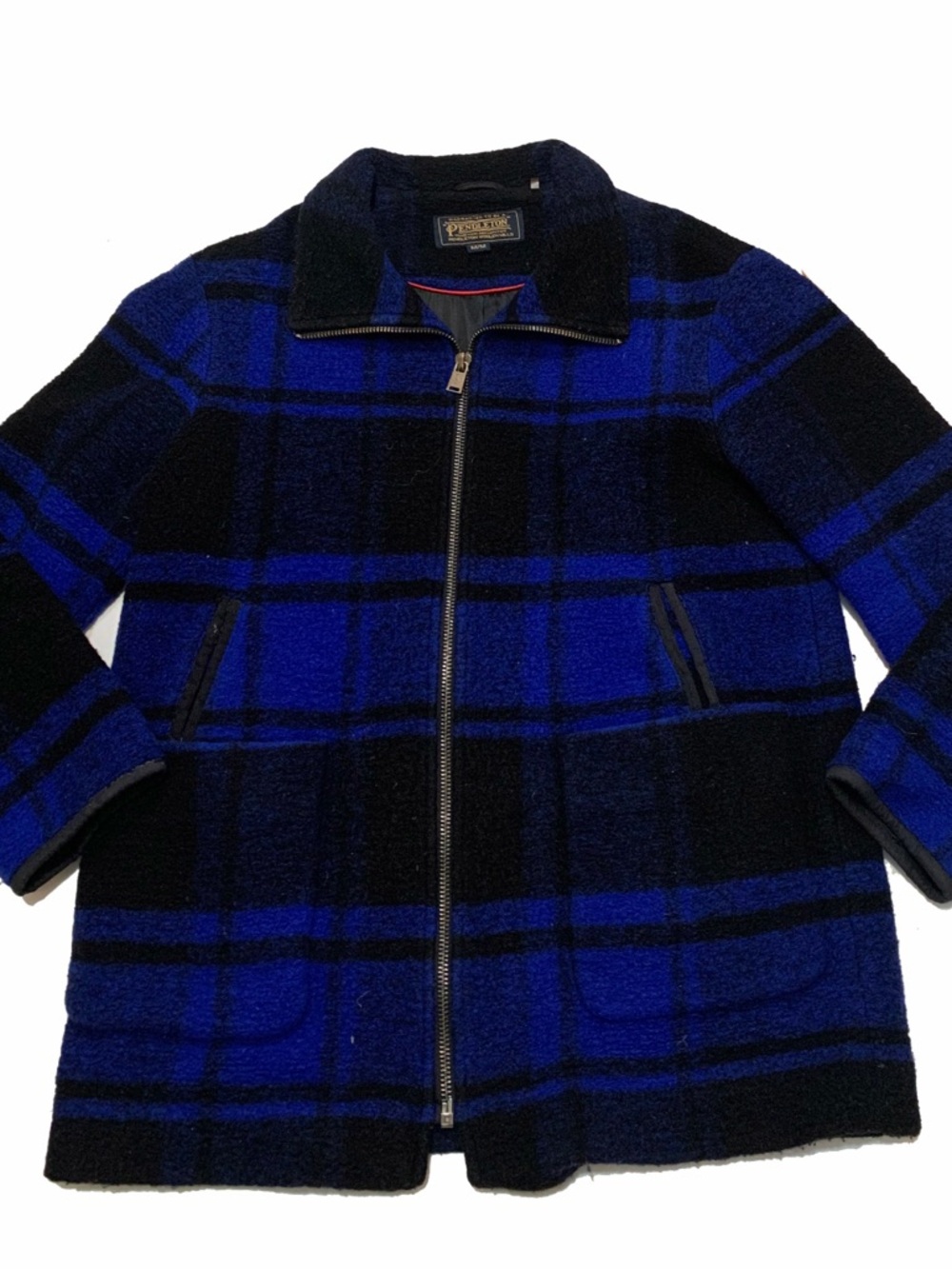 Pendleton women’s plaid oversized zip-up coat